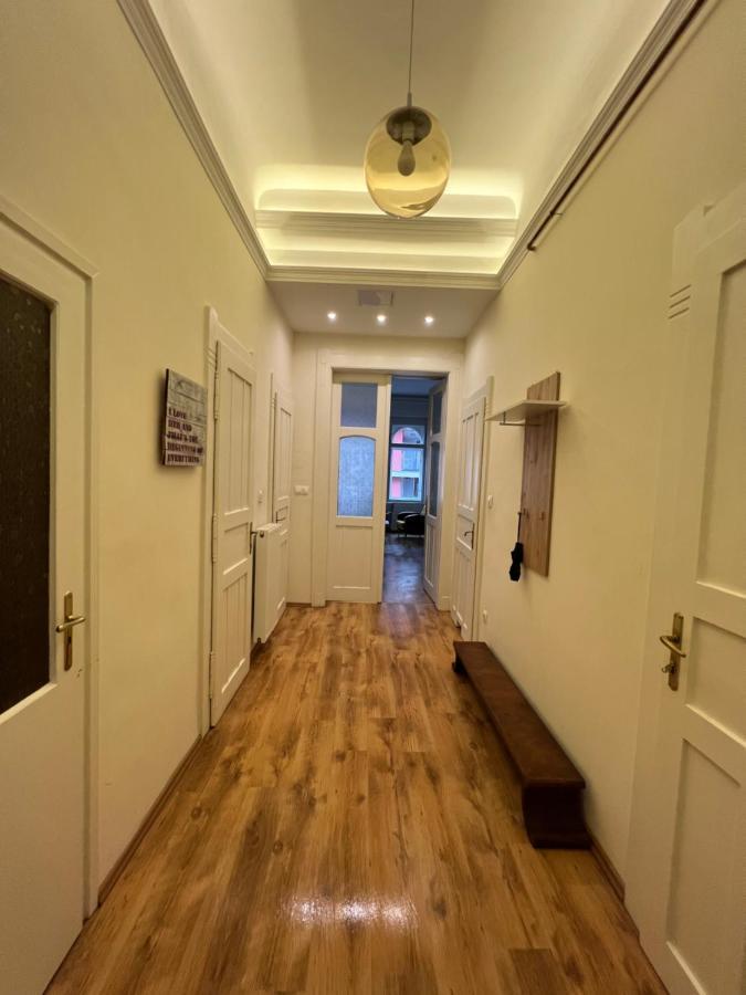 P9 By Small Home بودابست المظهر الخارجي الصورة