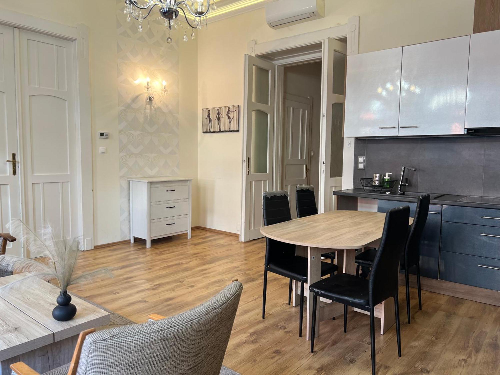 P9 By Small Home بودابست المظهر الخارجي الصورة