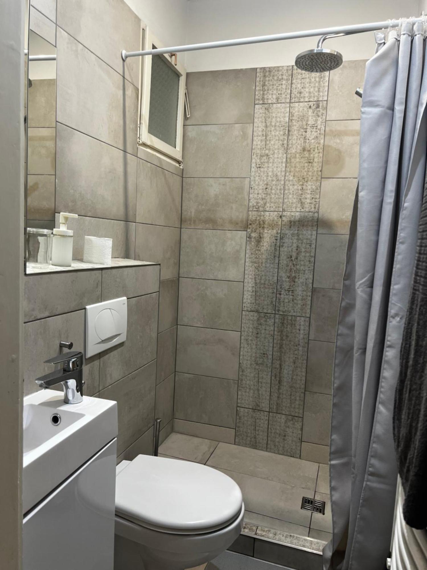 P9 By Small Home بودابست المظهر الخارجي الصورة
